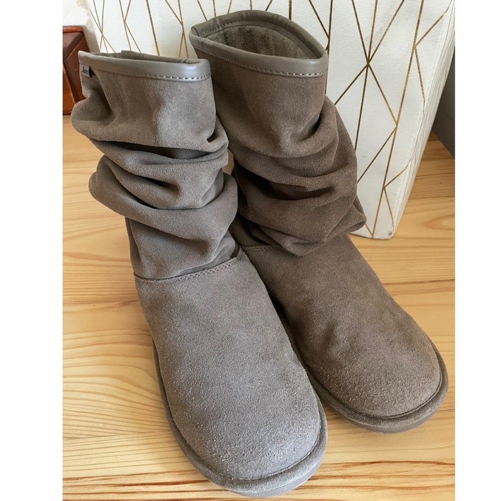 SKECHERS GENUINE SUEDE TAUPE AUSSIE HELSINKI SLOUCH BOOTS 8.5
